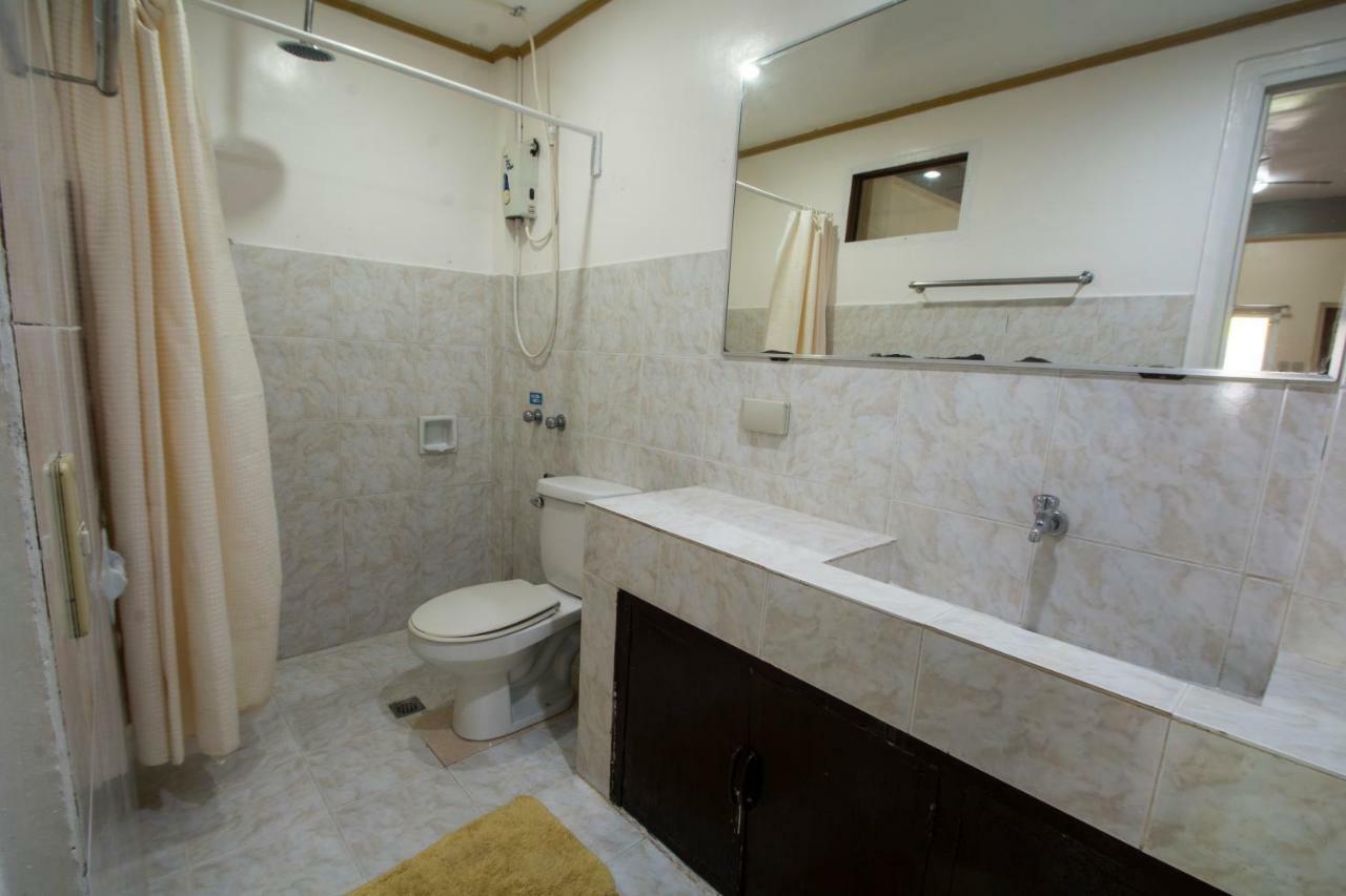 Deparis Beach Resort Balabag  Extérieur photo